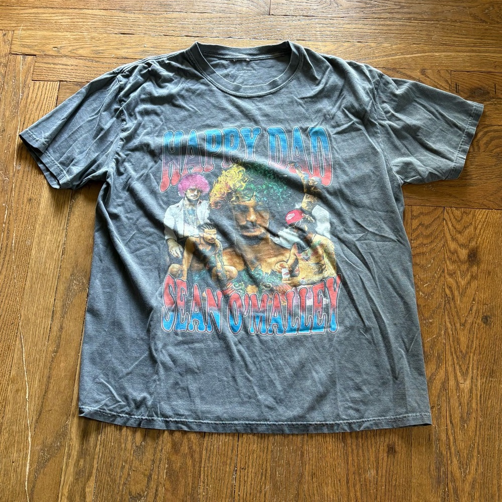 Happy Dad Sean O’Malley UFC Graphic T-Shirt Gray XL 100% Cotton Printed‎ in USA